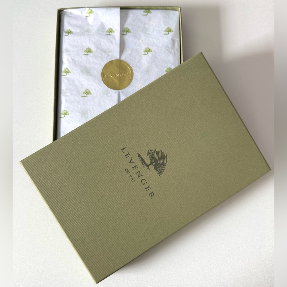 Levenger Gilded Filigree Journal |Hardcover Notebook - Picture 7 of 7